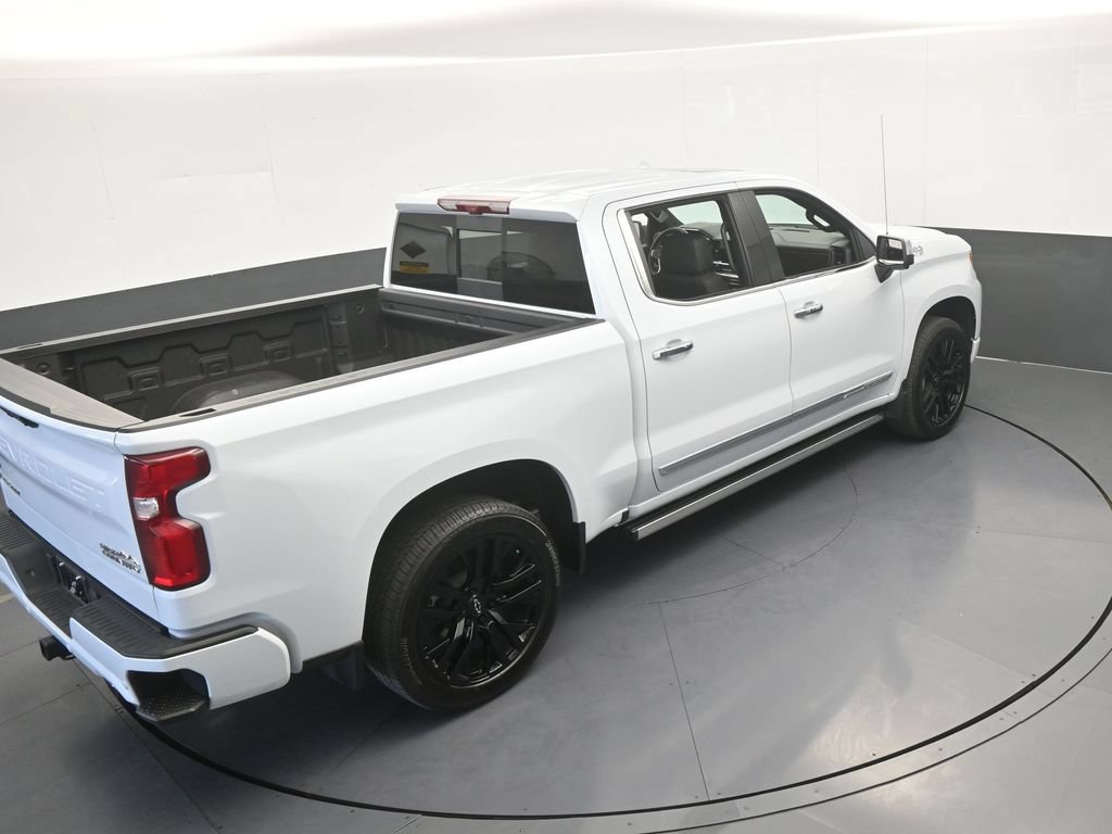 Used 2026 Chevrolet Silverado 1500 High Country w/ Technology Package AWD/4WD image 68