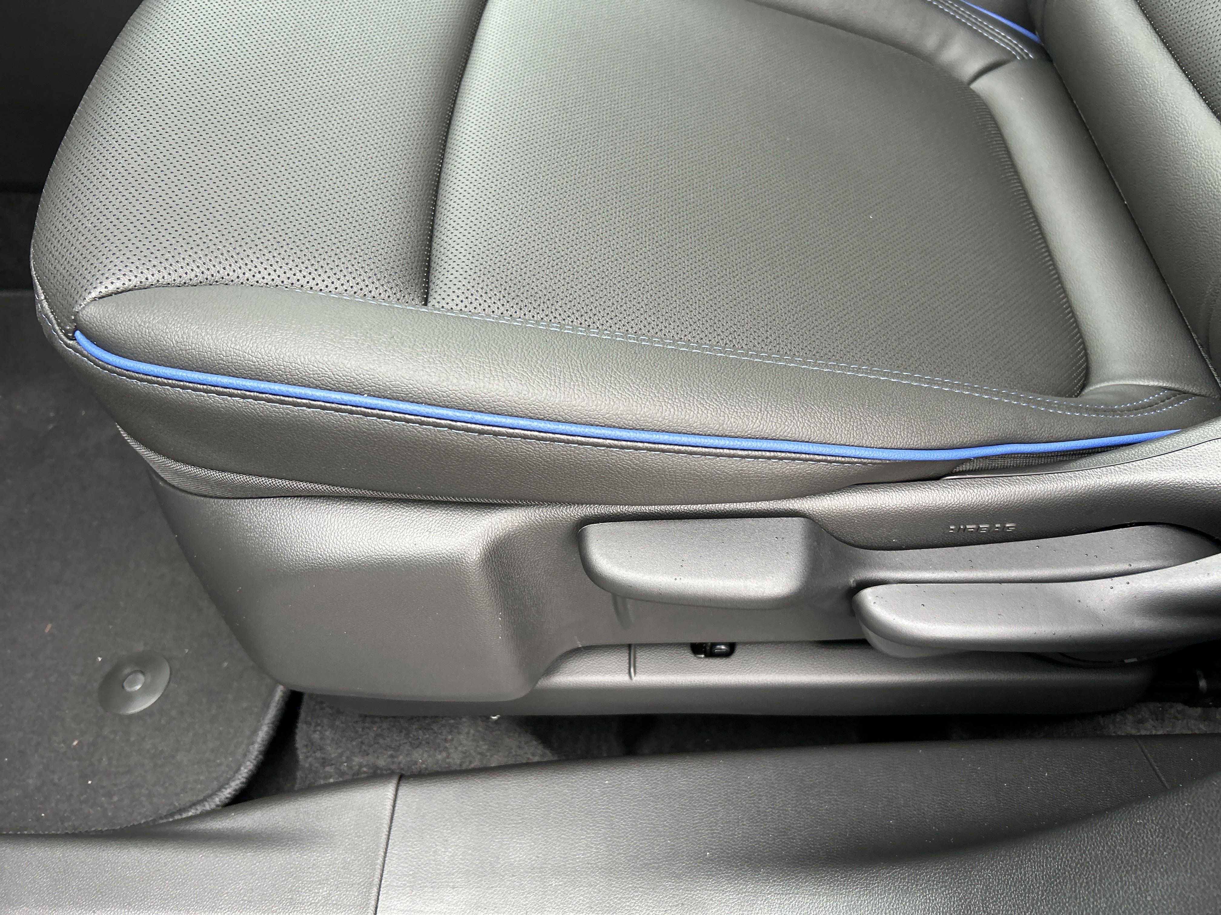 New 2026 Buick Encore GX Sport Touring image 18