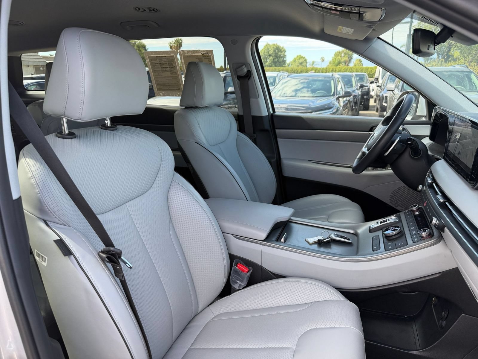 Used 2025 Hyundai Palisade SEL FWD image 38
