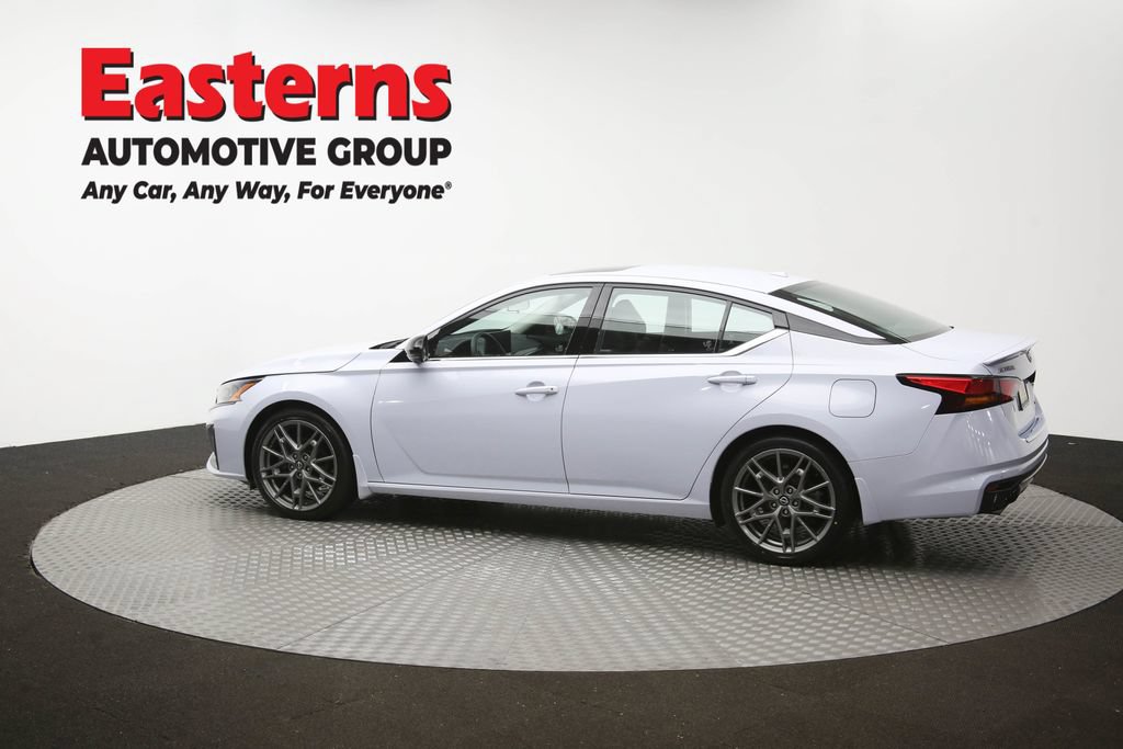 Used 2023 Nissan Altima 2.0 SR FWD image 63