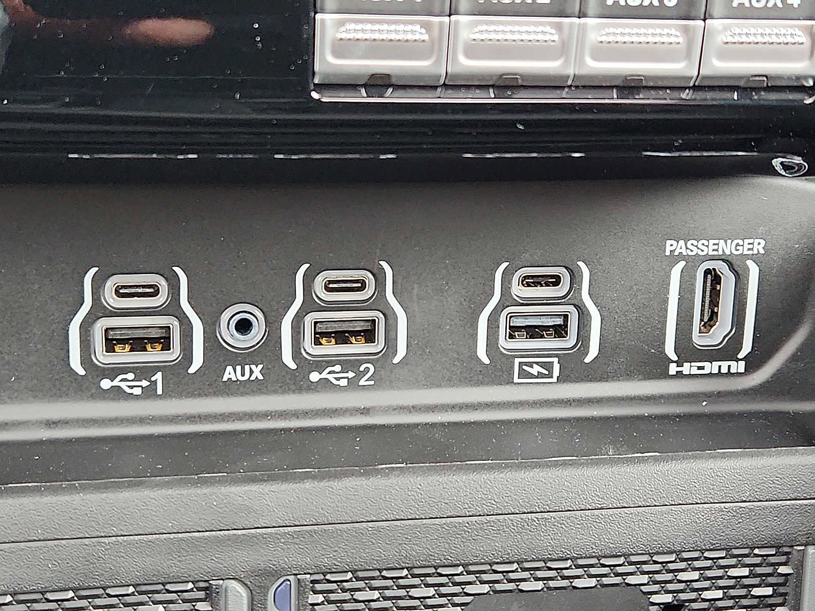 New 2026 RAM 1500 RHO w/ RHO Level 1 Equipment Group image 18