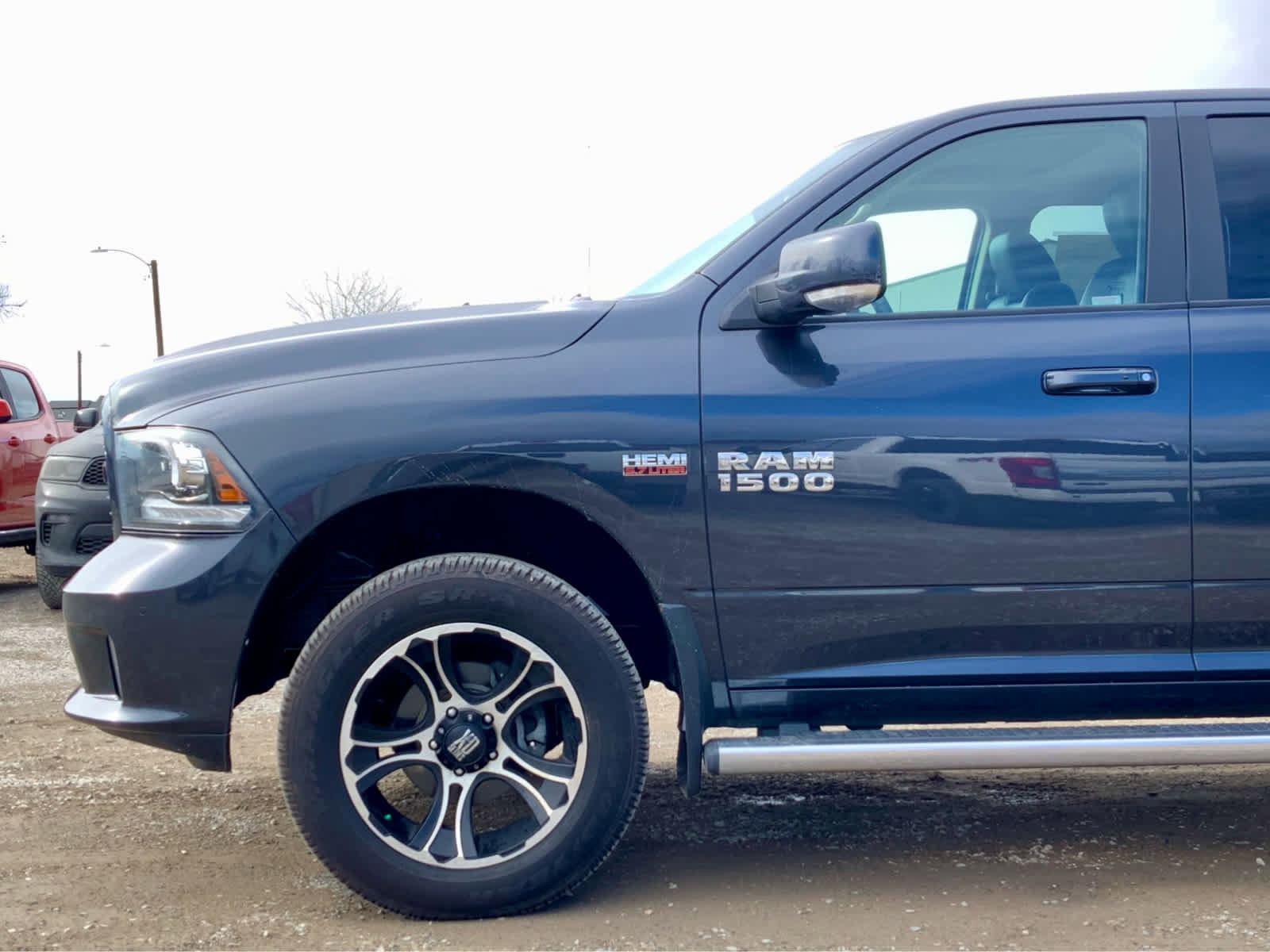 Used 2017 RAM 1500 Sport image 10