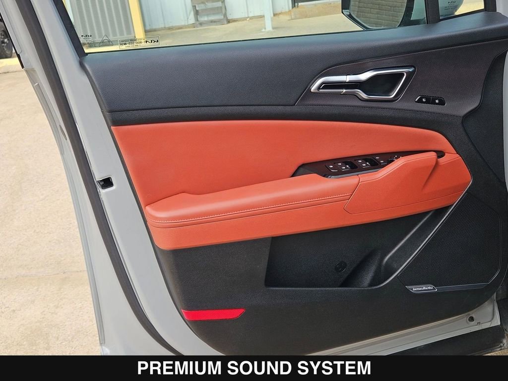 Used 2023 Kia Sportage SX image 14