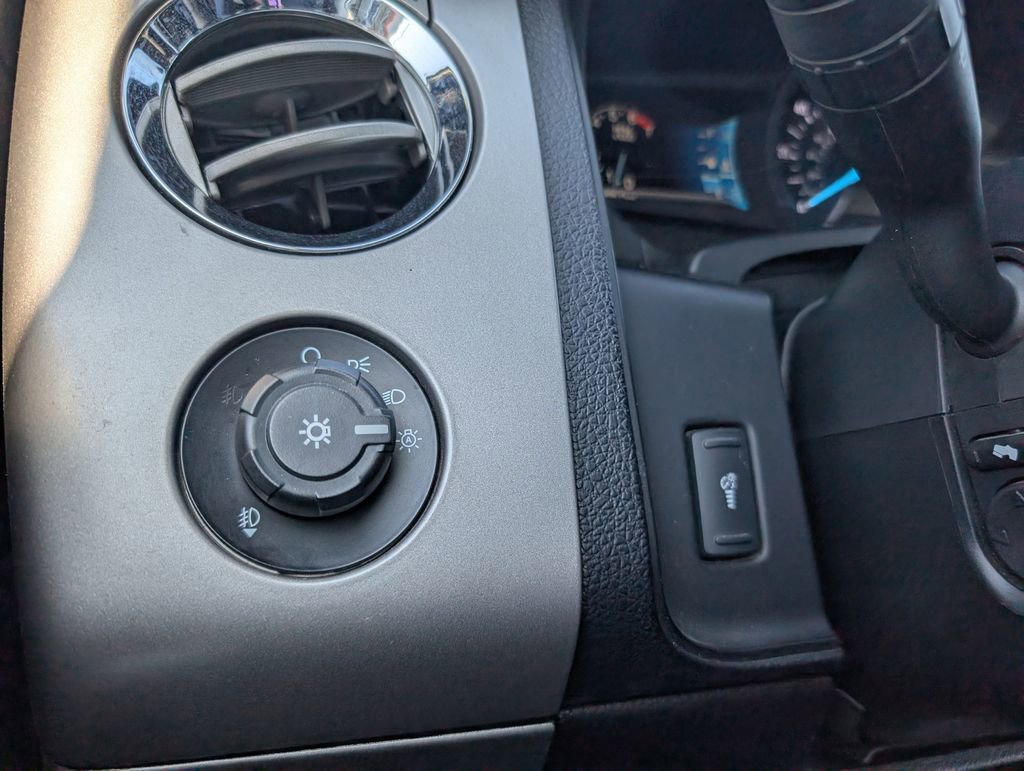 Used 2017 Ford Expedition EL Limited w/ Equipment Group 301A image 23