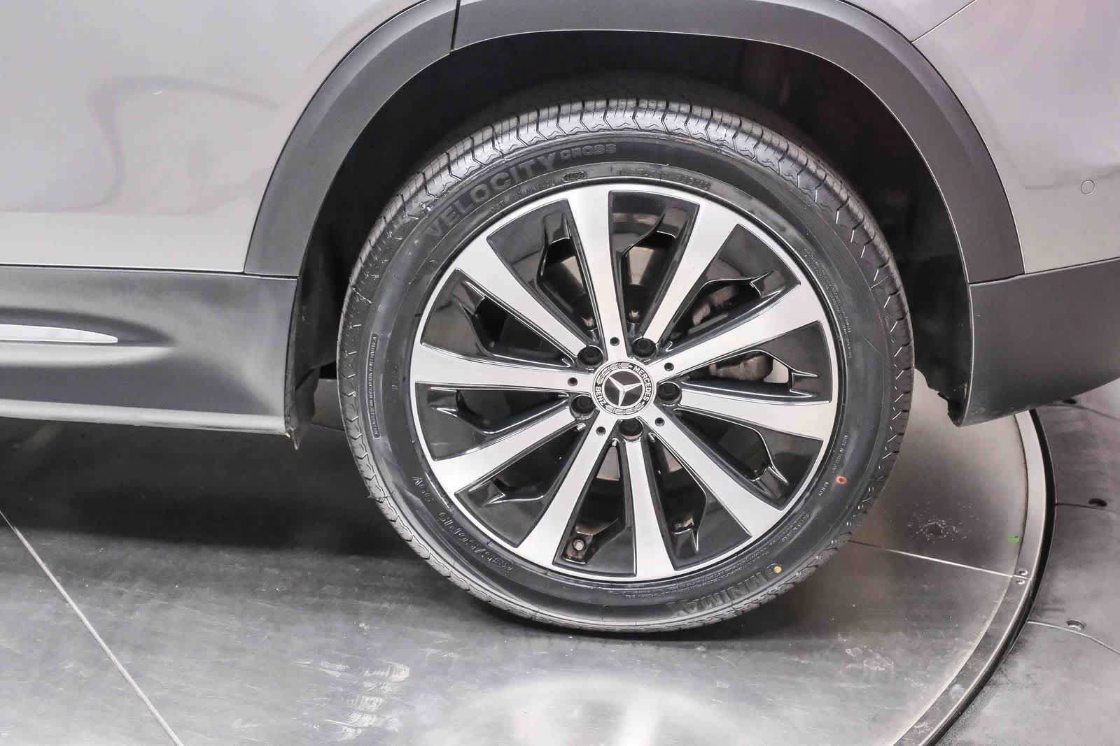 Used 2023 Mercedes-Benz GLB 250 image 9