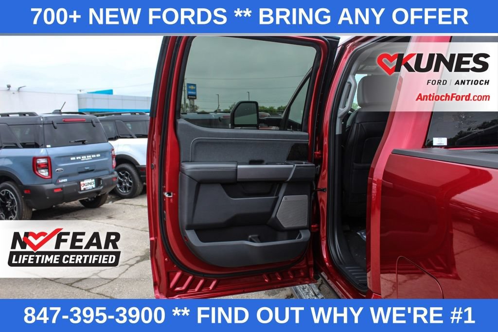 New 2025 Ford F250 Lariat w/ Black Appearance Package AWD/4WD image 29