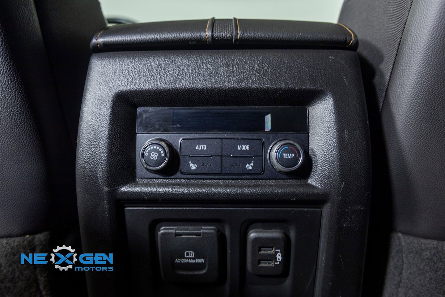 Used 2020 Chevrolet Traverse Premier w/ Redline Edition image 28