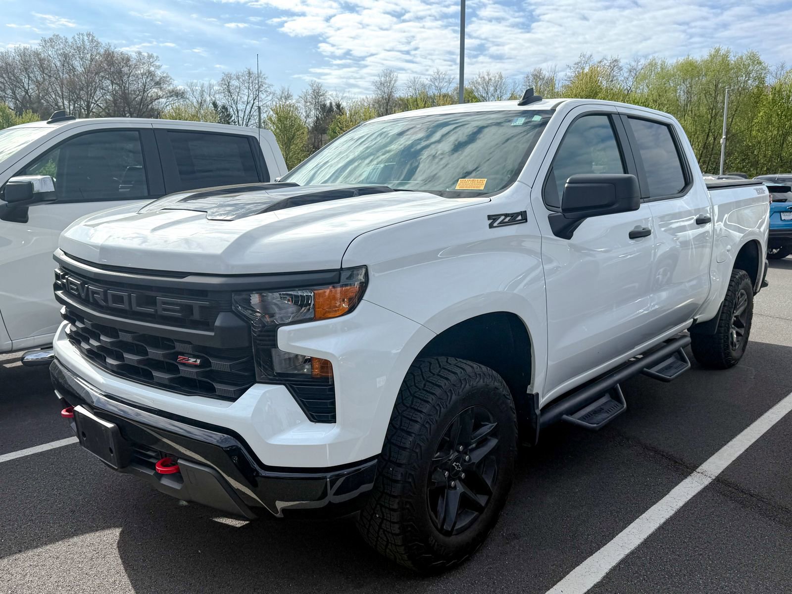 Certified 2023 Chevrolet Silverado 1500 Custom Trail Boss w/ LPO, Dark Essentials Package AWD/4WD image 3