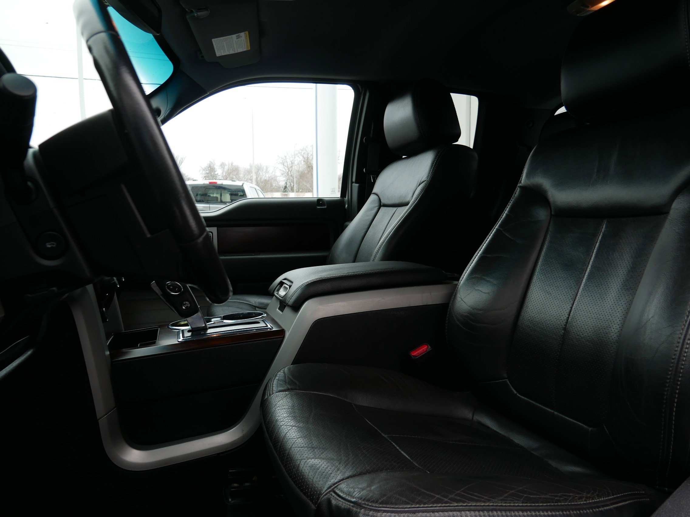 Used 2012 Ford F150 Lariat w/ Lariat Chrome Pkg image 6