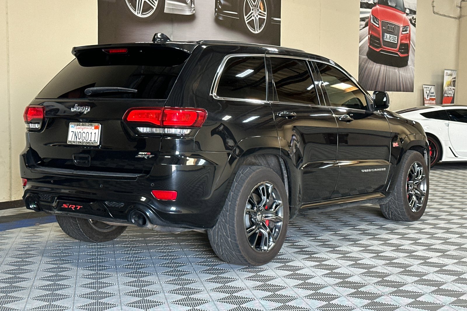 Used 2015 Jeep Grand Cherokee SRT w/ Trailer Tow Group IV image 4