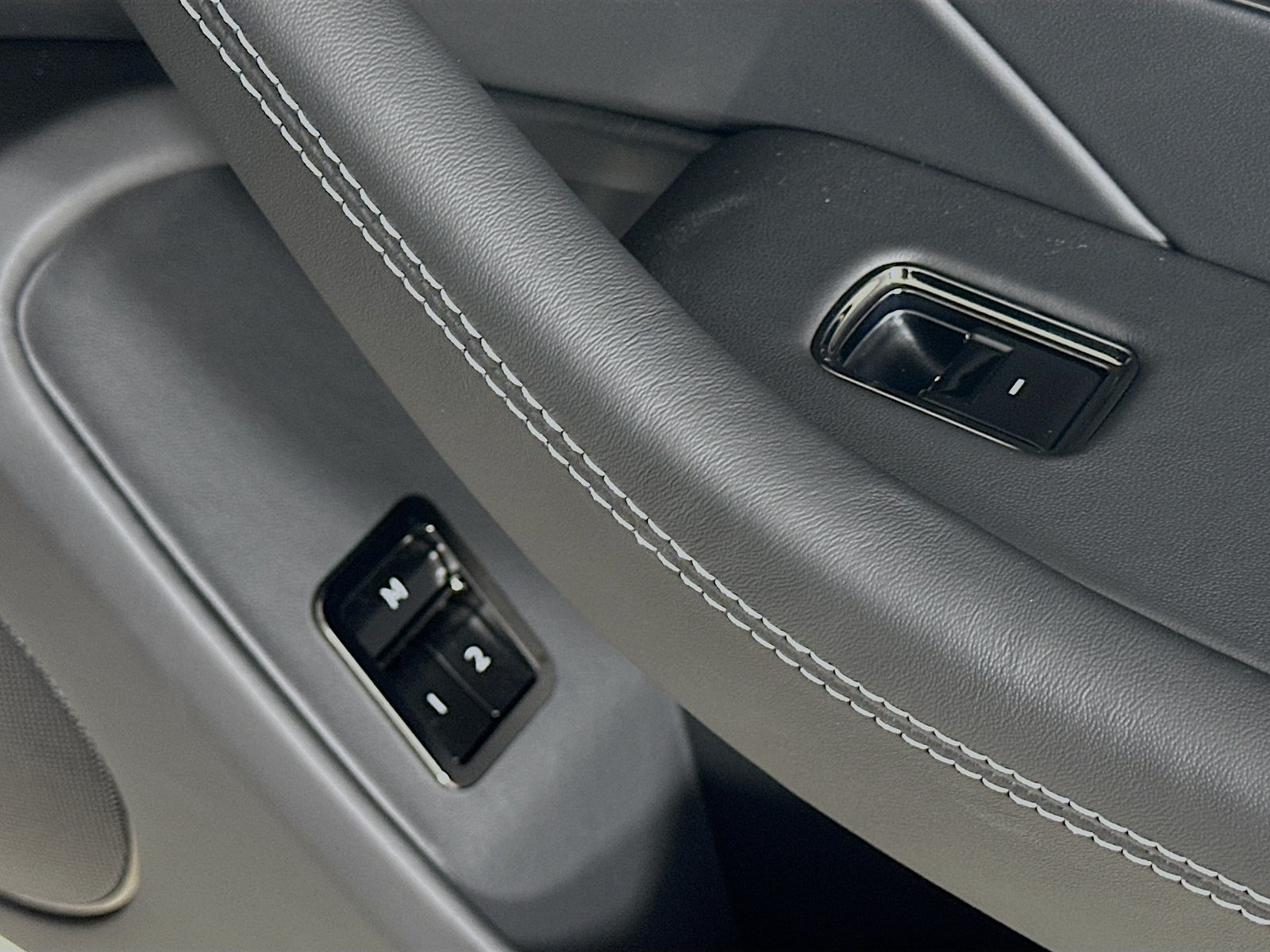 New 2026 Bentley Flying Spur V8 AWD/4WD image 69