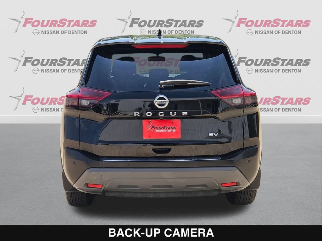 Used 2021 Nissan Rogue SV FWD image 5
