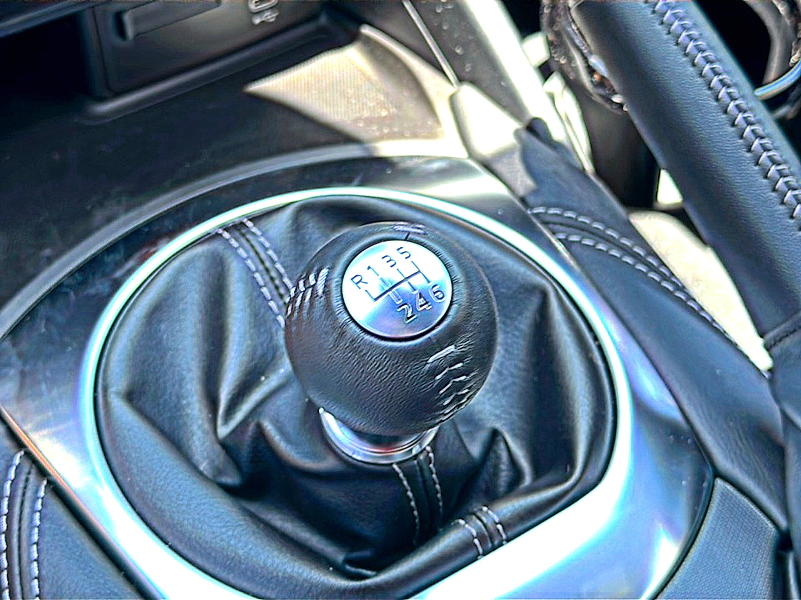 New 2026 MAZDA MX-5 Miata Club w/ Interior Package RWD image 25