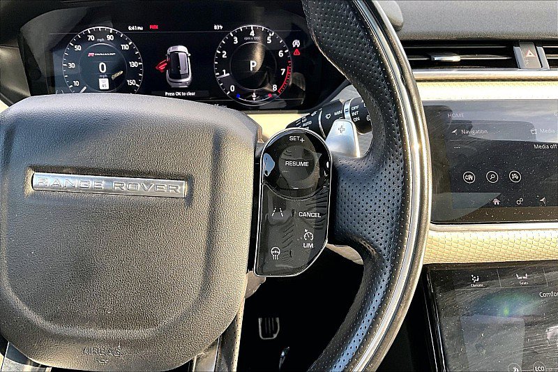 Used 2020 Land Rover Range Rover Velar R-Dynamic S AWD/4WD image 18