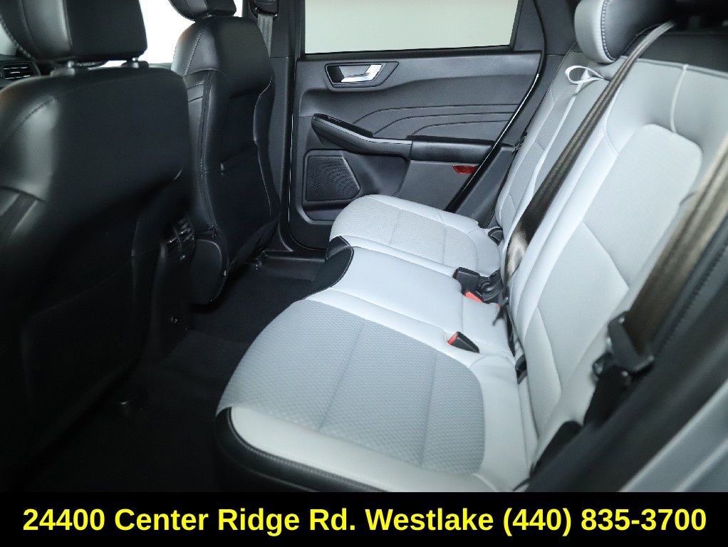 Used 2023 Ford Escape SE image 14