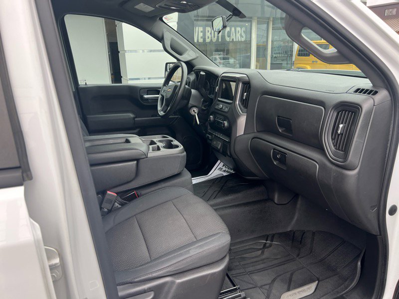 Used 2019 Chevrolet Silverado 1500 Custom w/ Custom Value Package image 10