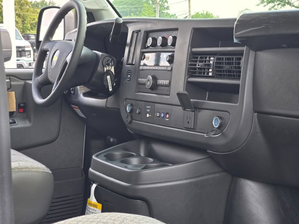 New 2025 Chevrolet Express 3500 w/ Power Convenience Package RWD image 6