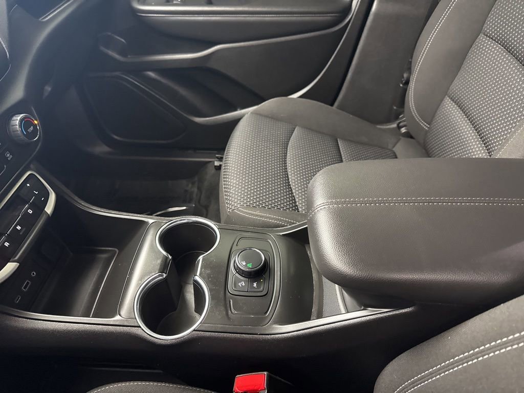 Used 2024 GMC Terrain SLE w/ Elevation Edition FWD image 23