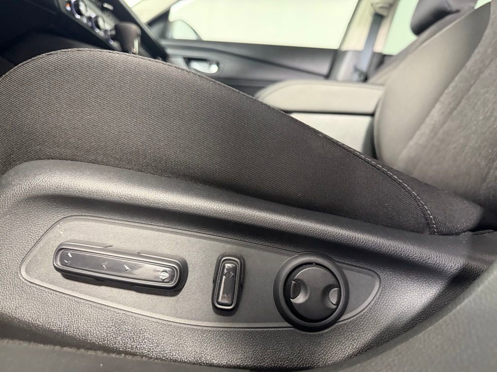 Used 2025 Honda Accord SE image 23