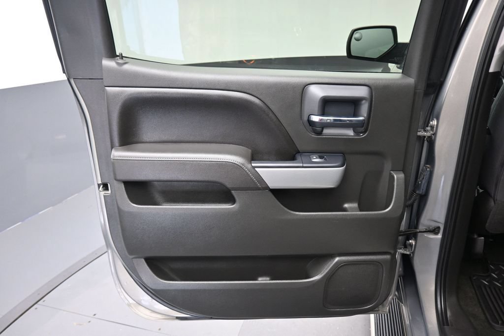 Used 2017 Chevrolet Silverado 1500 LT w/ All Star Edition AWD/4WD image 30