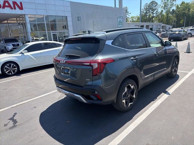 Used 2024 Kia Seltos EX image 19