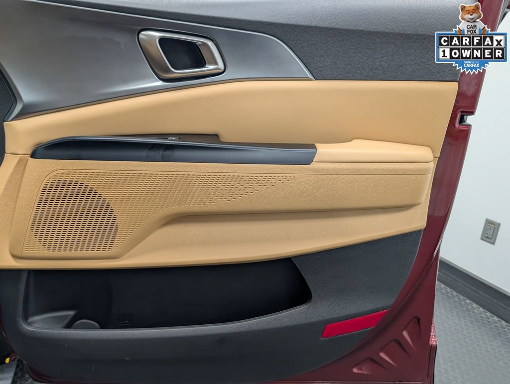 Certified 2024 Kia Carnival LX FWD image 34