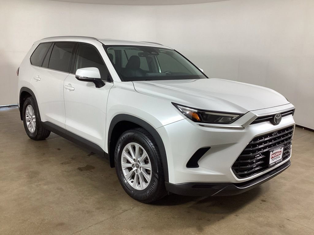 Used 2024 Toyota Grand Highlander AWD Hybrid image 3