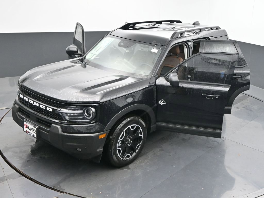 New 2025 Ford Bronco Sport Outer Banks w/ Outer Banks Tech Package+ AWD/4WD image 60