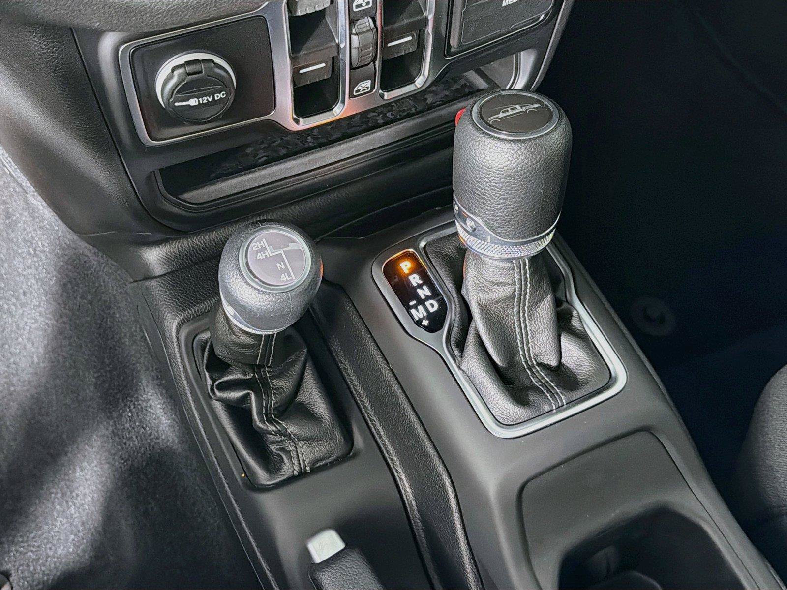 Used 2025 Jeep Gladiator Sport AWD/4WD image 23