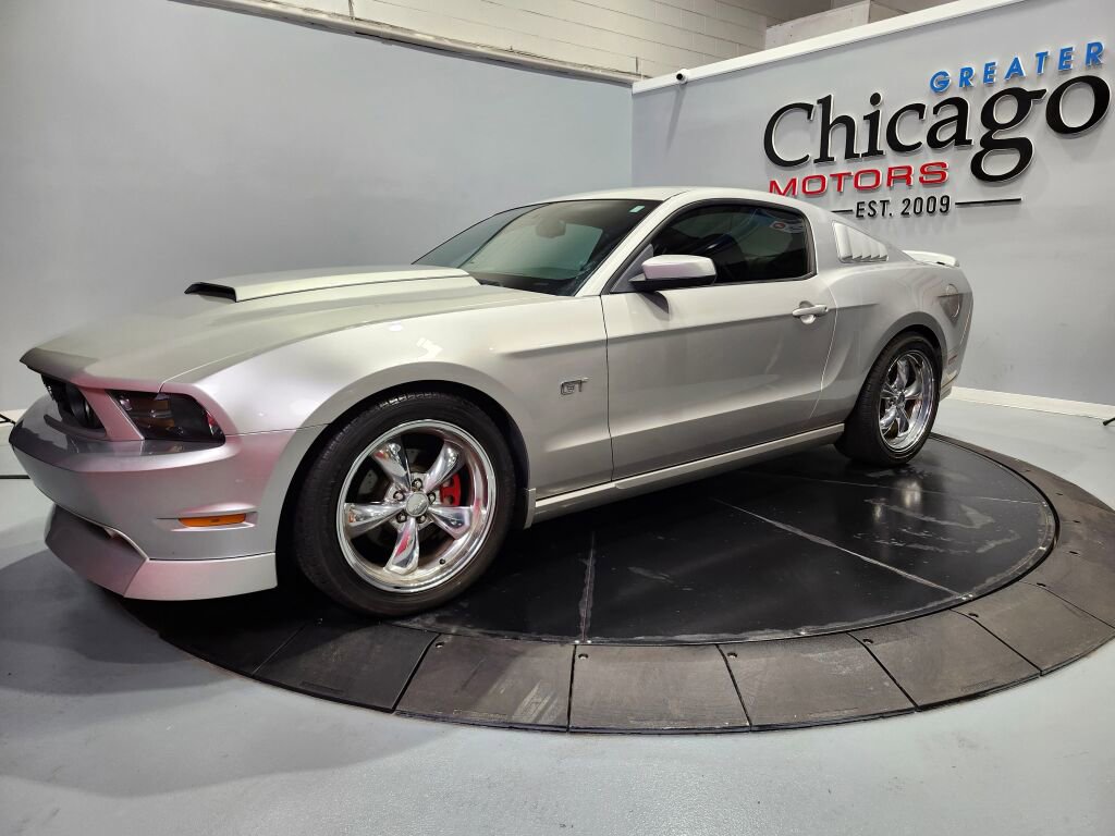 Used 2010 Ford Mustang GT RWD image 5