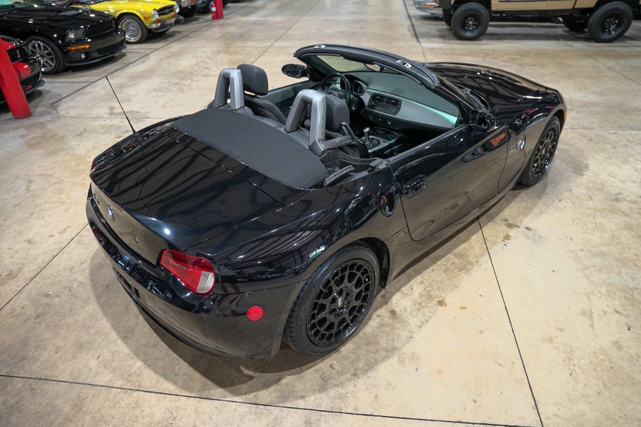 Used 2006 BMW Z4 3.0i image 16