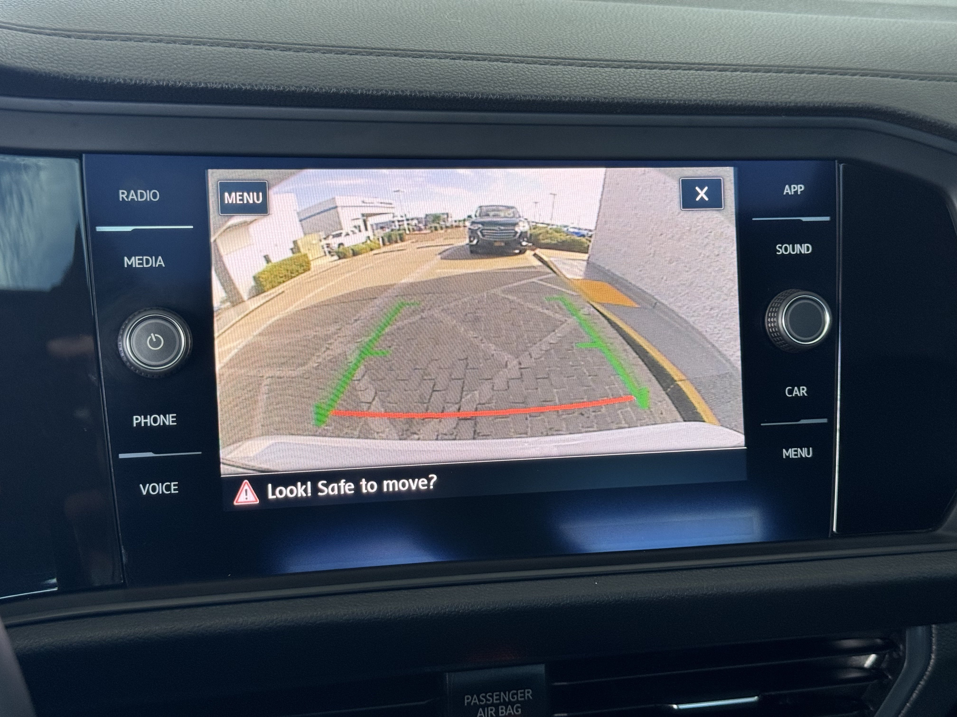 Used 2019 Volkswagen Jetta SEL FWD image 26