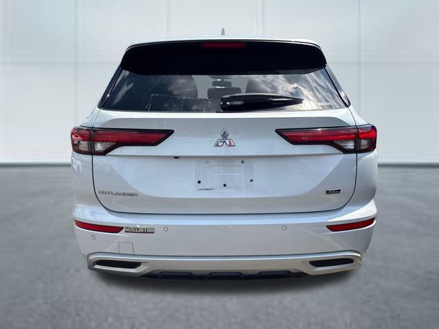 Used 2022 Mitsubishi Outlander SEL AWD/4WD image 3