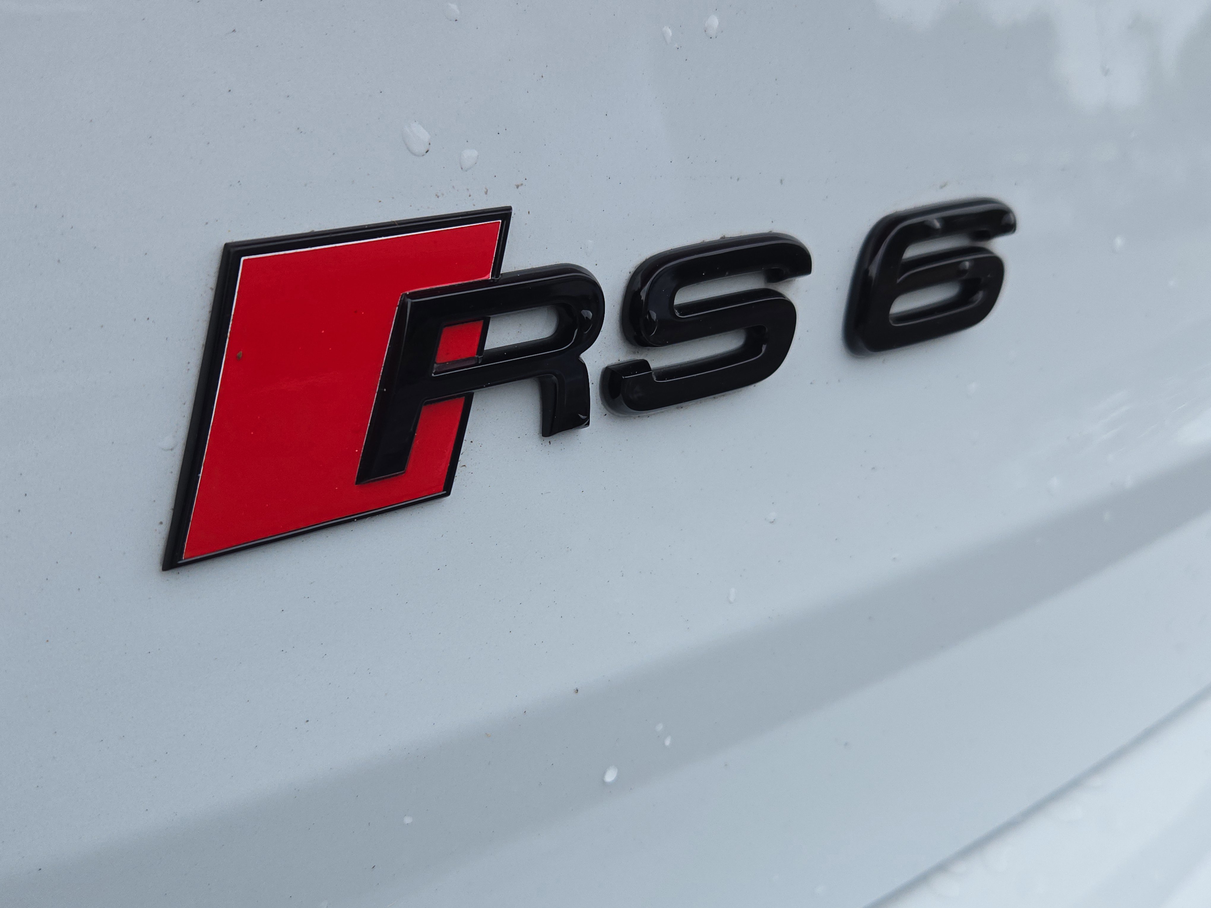 Used 2025 Audi RS 6 performance image 31