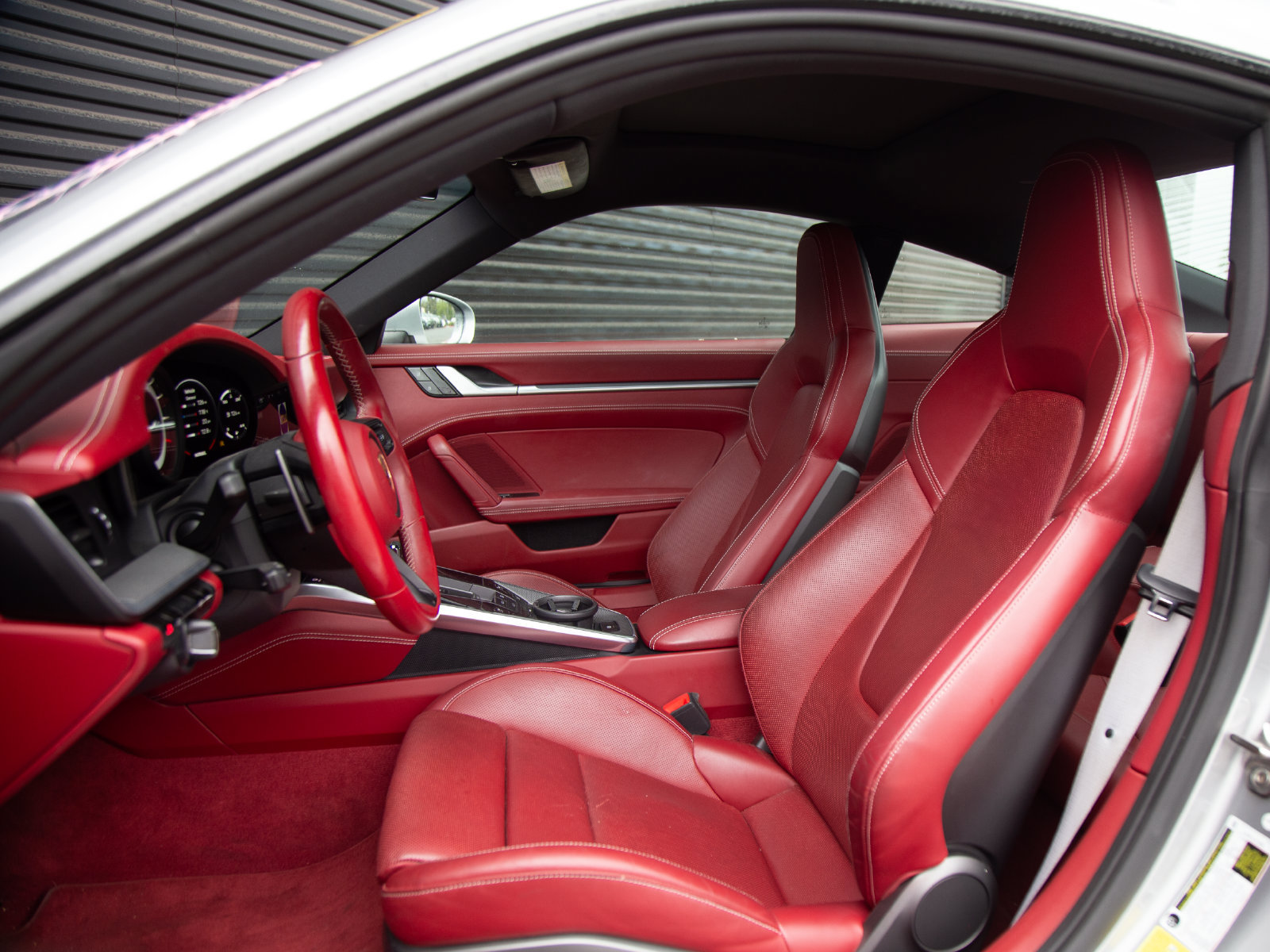 Certified 2020 Porsche 911 Carrera 4S AWD/4WD image 5