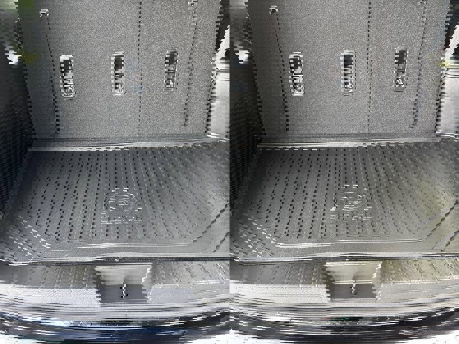 New 2025 Subaru Ascent Limited image 58