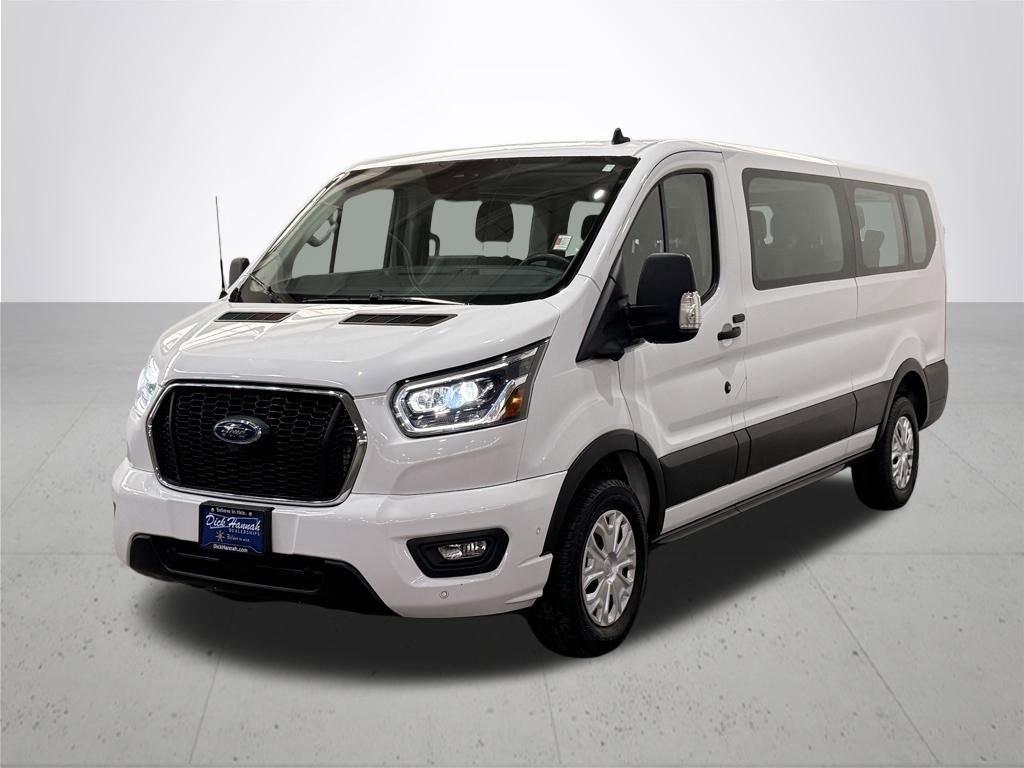 Used 2023 Ford Transit 350 XLT image 2