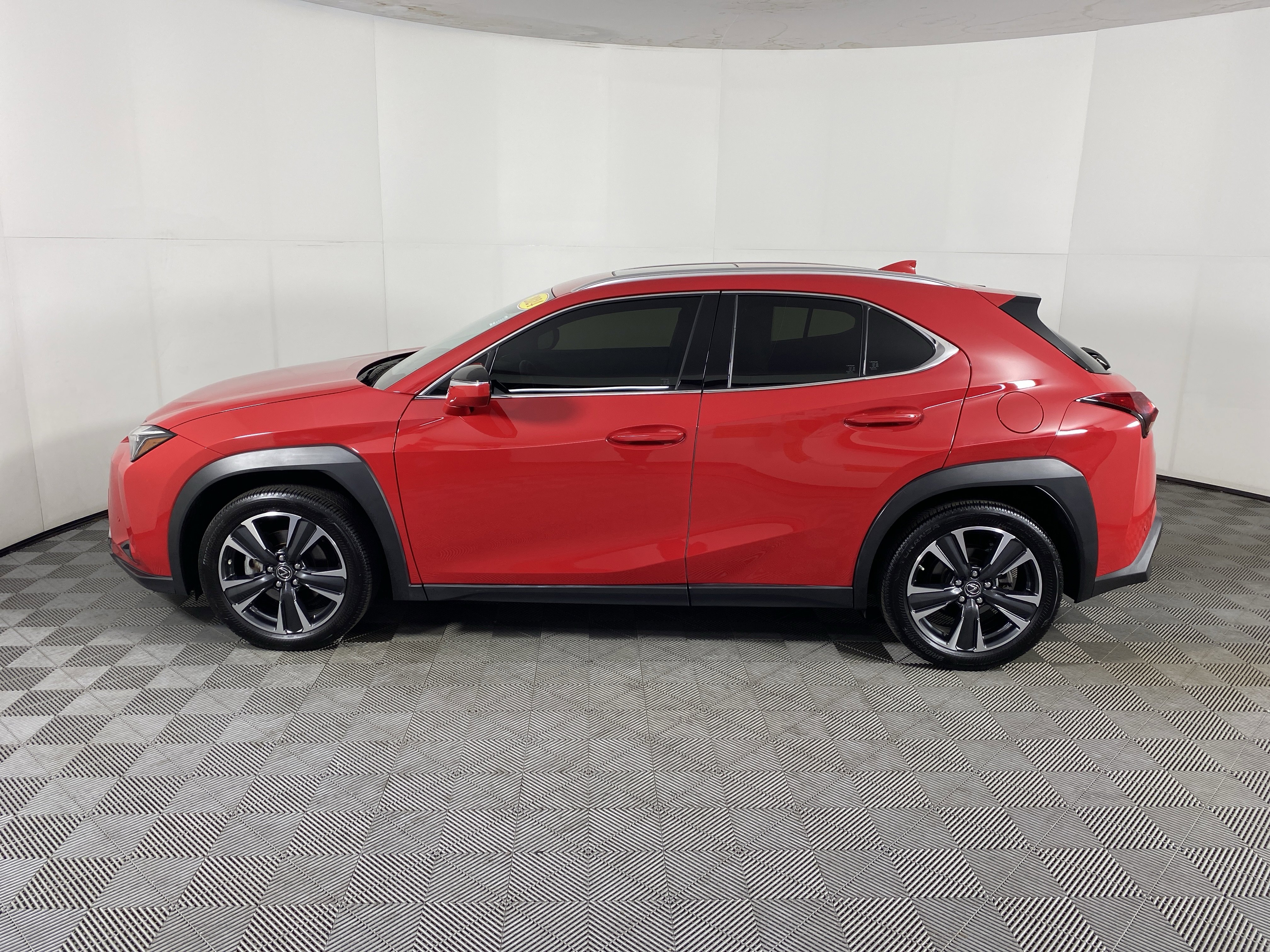 Used 2024 Lexus UX 250h AWD image 11
