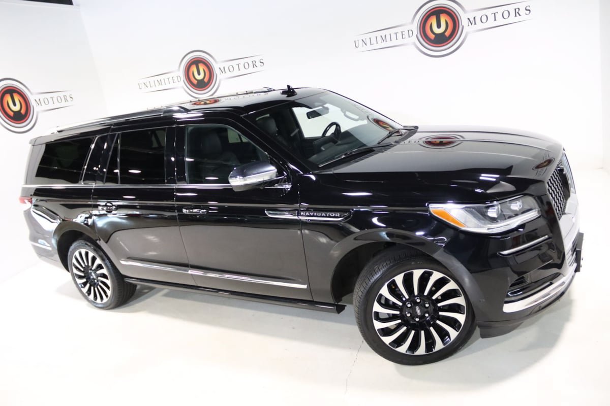 Used 2024 Lincoln Navigator L Black Label AWD/4WD image 7