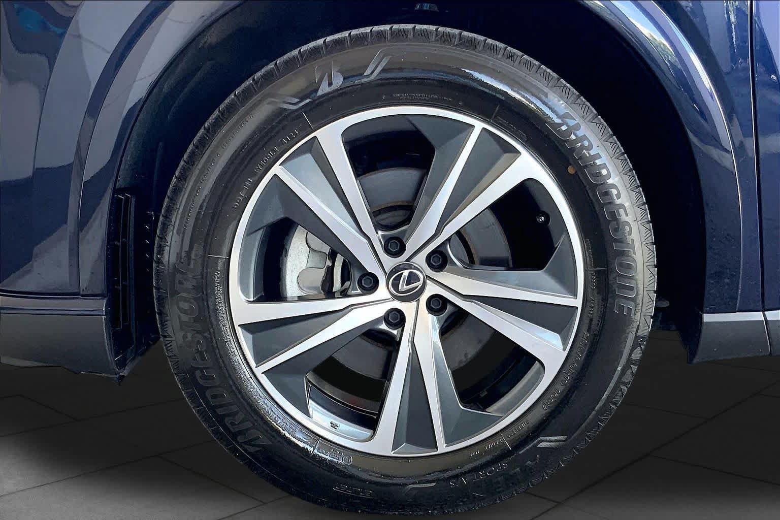 Used 2023 Lexus RX 350 Premium w/ Cold Area Package FWD image 11