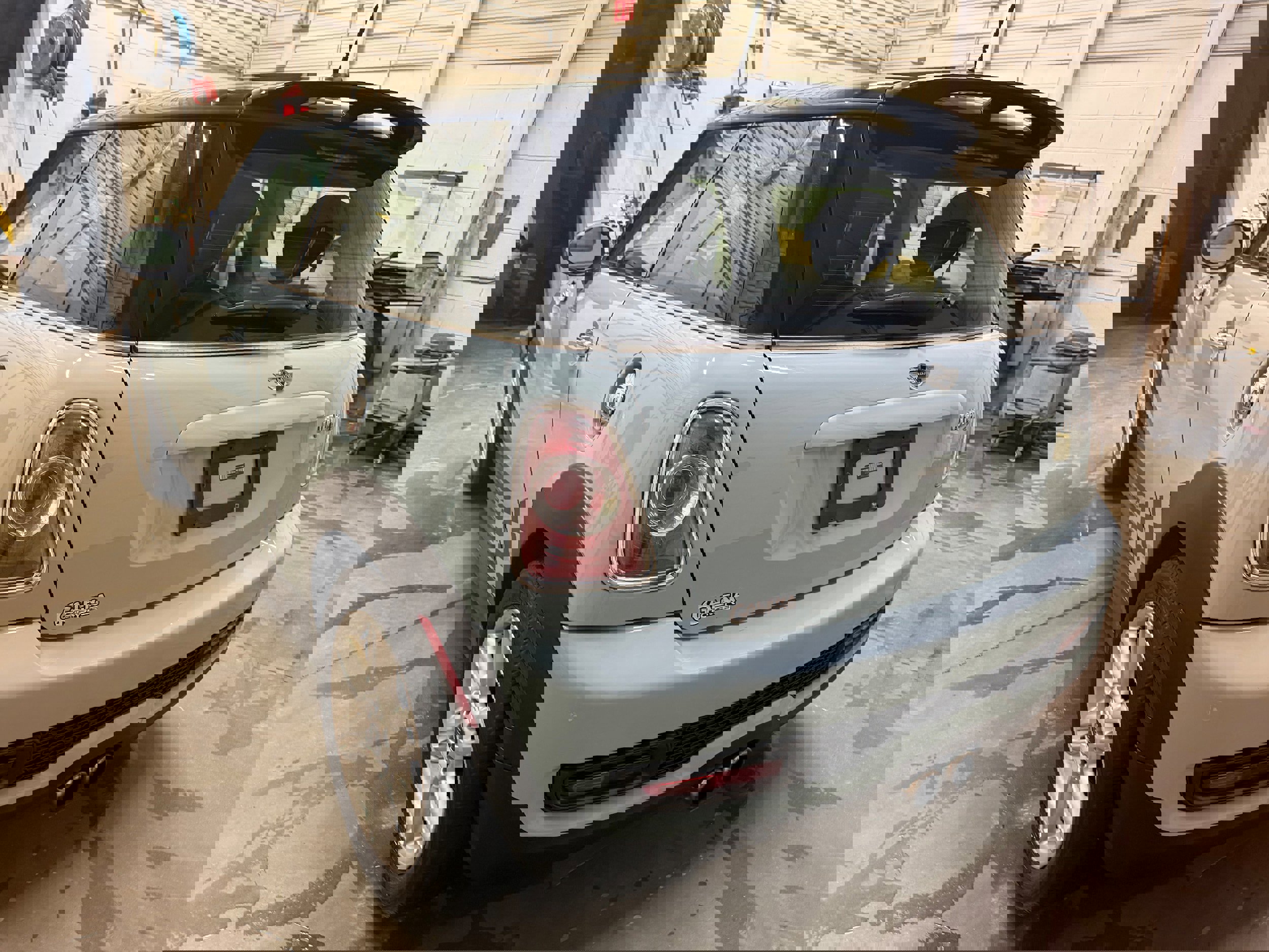 Used 2011 MINI Cooper S image 19