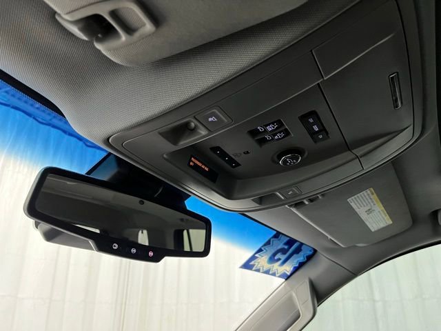 Used 2015 Chevrolet Tahoe LTZ AWD/4WD image 25