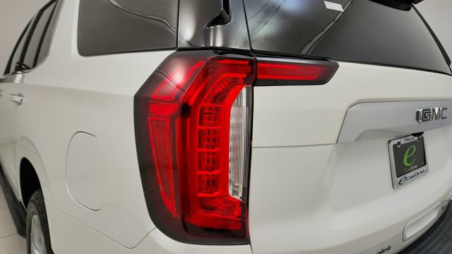 Used 2024 GMC Yukon Denali AWD/4WD image 25