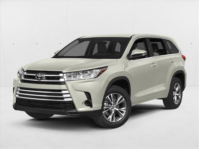 Used 2017 Toyota Highlander LE
