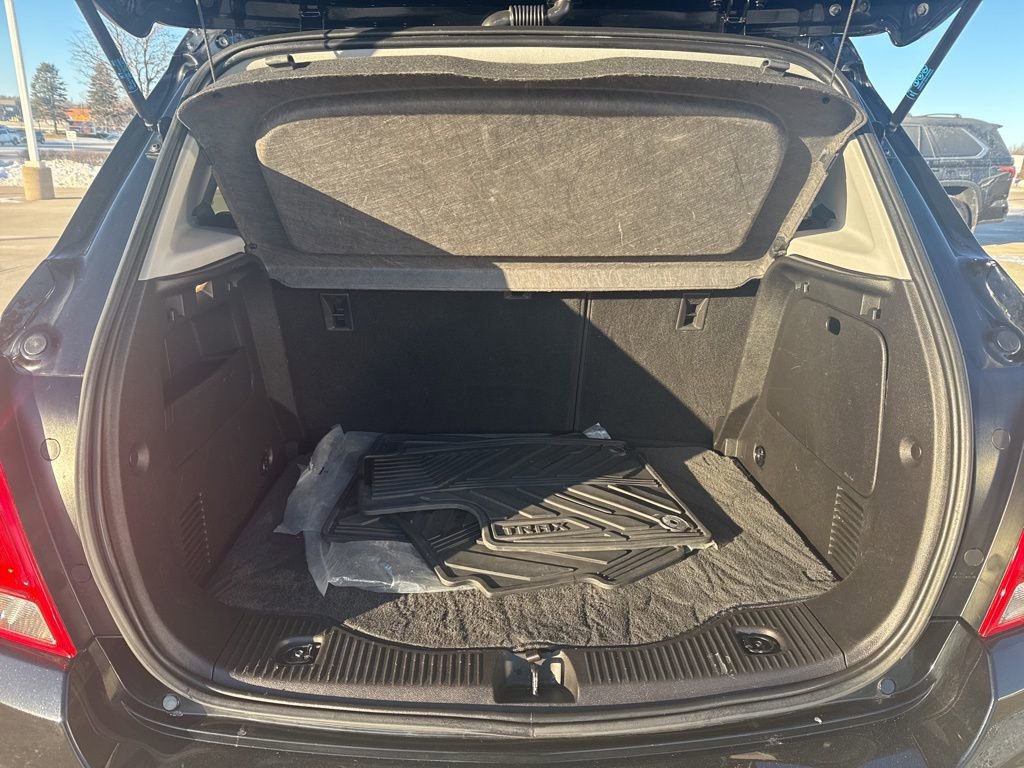 Used 2020 Chevrolet Trax LT image 18