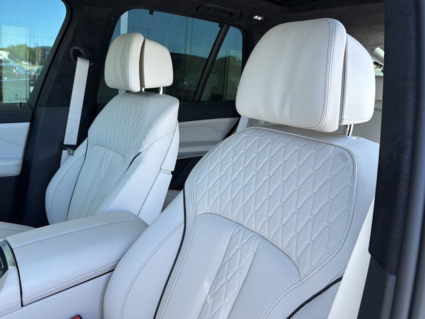 New 2026 BMW X5 xDrive40i w/ Executive Package image 26