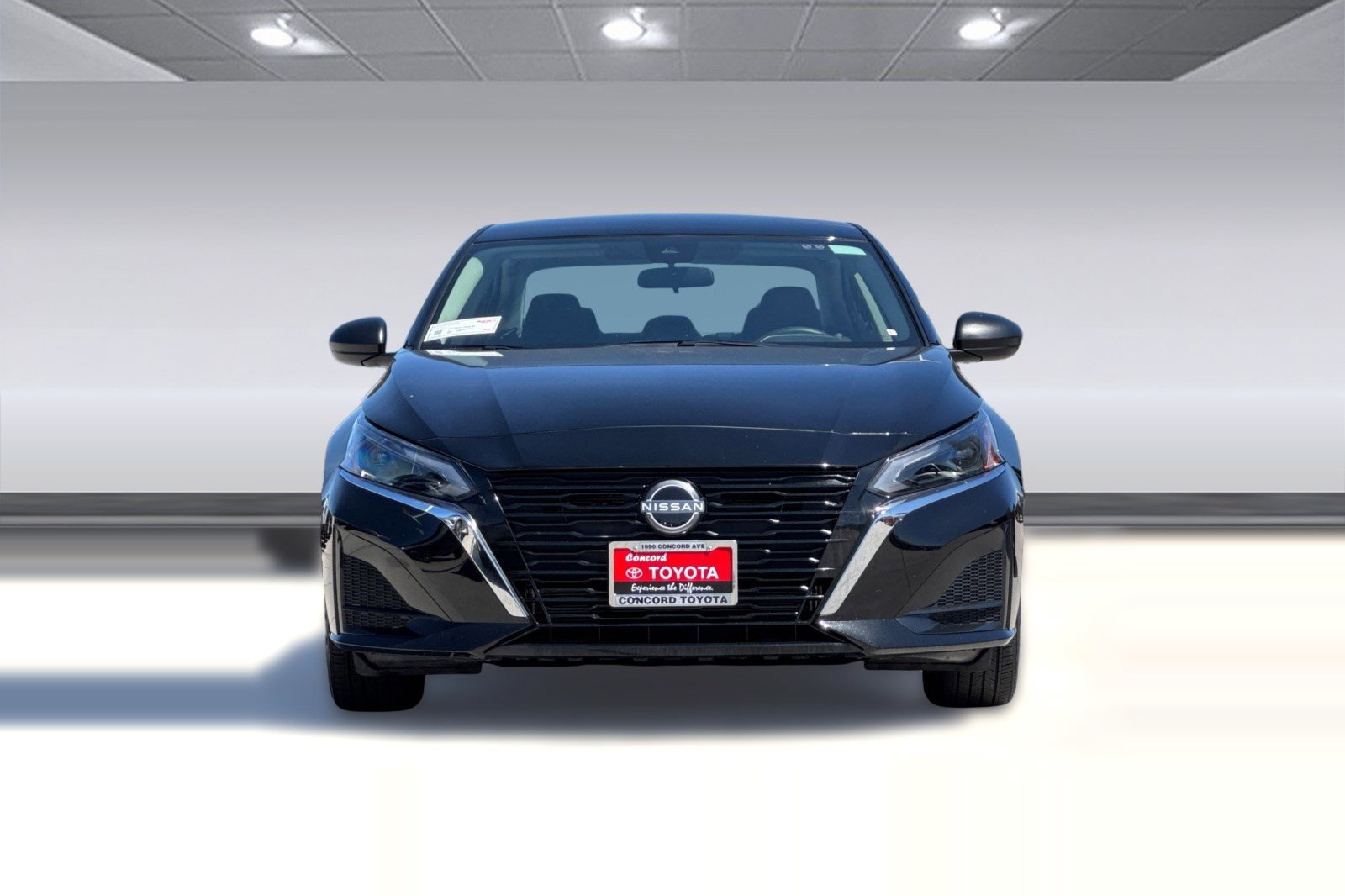 Used 2025 Nissan Altima 2.5 SV FWD image 5