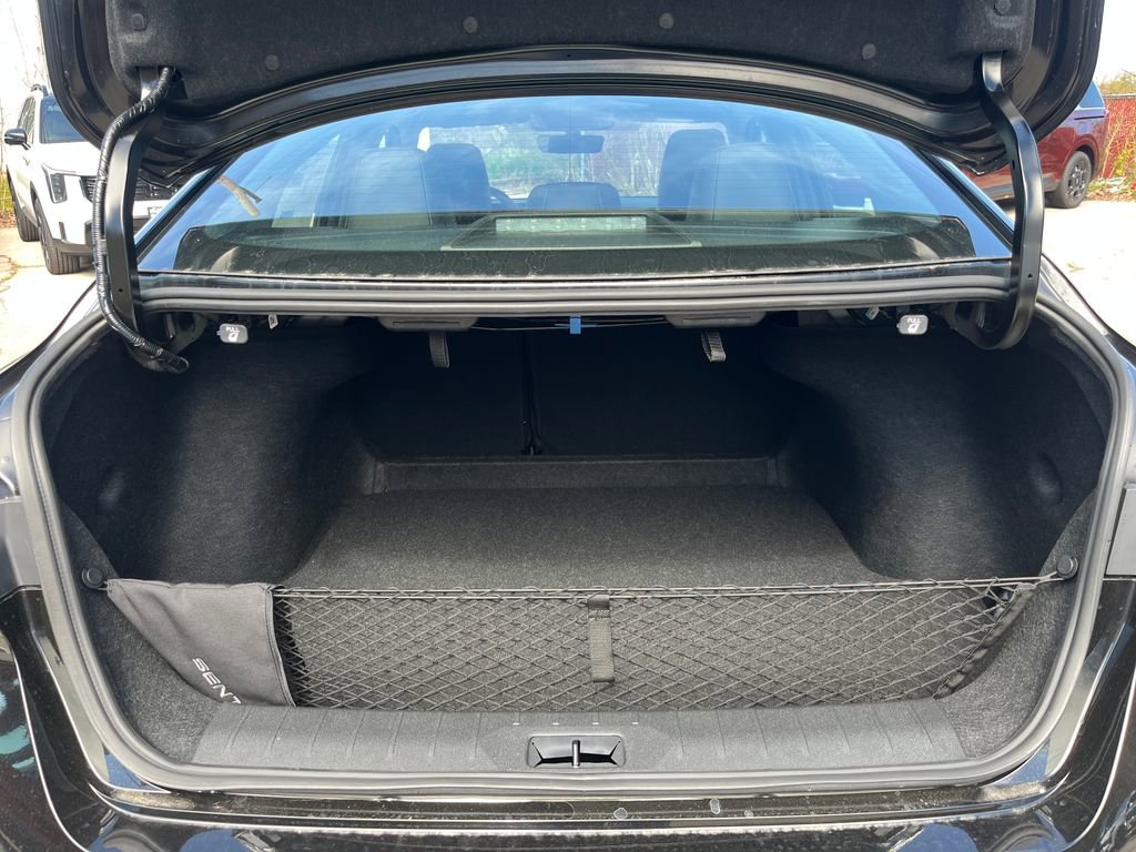 New 2026 Nissan Sentra SR w/ SR Premium Package FWD image 36