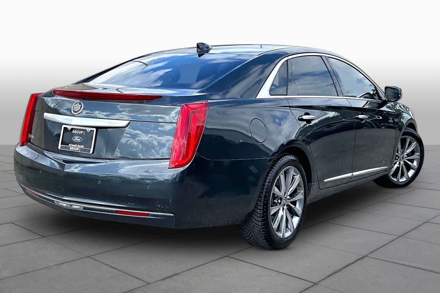 Used 2015 Cadillac XTS FWD image 13