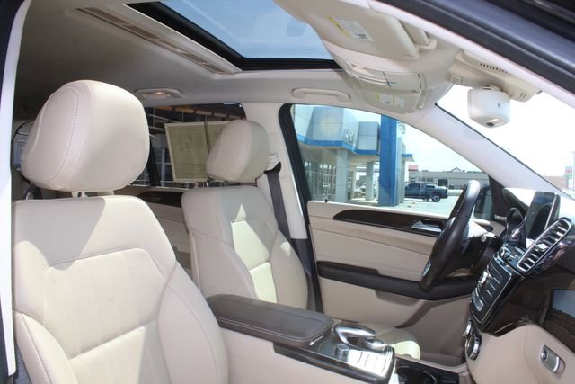 Used 2018 Mercedes-Benz GLE 350 4MATIC image 16